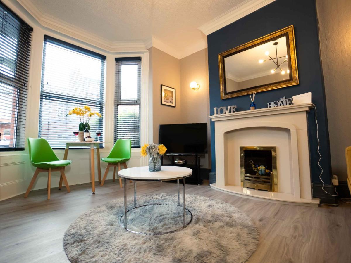 Pass The Keys Amazing, Newly Renovated 5Bedroom House Sleeps 10 스카버러 외부 사진