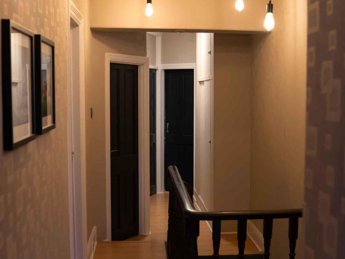 Pass The Keys Amazing, Newly Renovated 5Bedroom House Sleeps 10 스카버러 외부 사진
